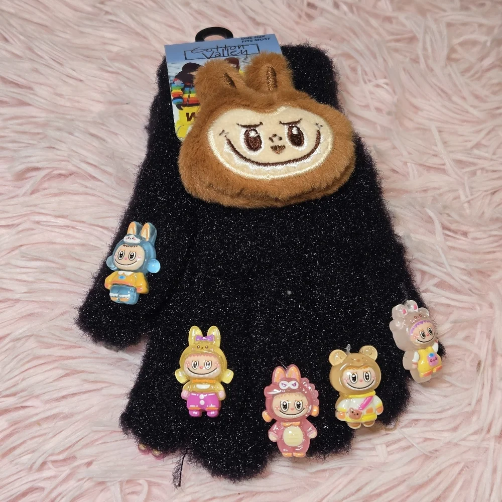 NWT - Childrens Labubu gloves in Black with Glow in the Dark Finger Charms.